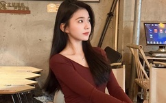 能播放的人与Zoom